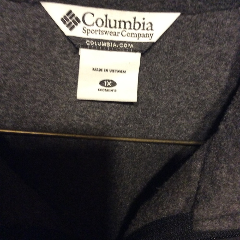 Women’s Gray Jacket - Picture 3 of 4